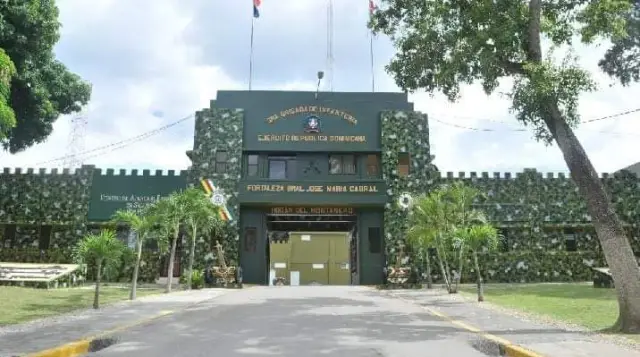 Apresan y someten coronela del Ejército llevaba contrabando de mercancías