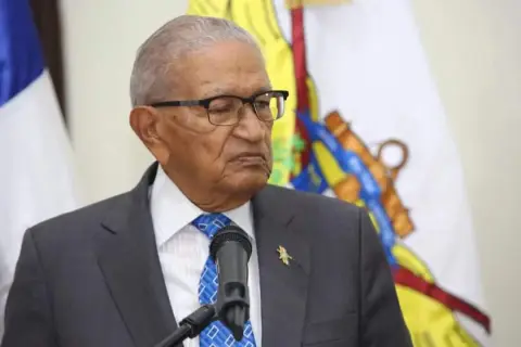 Fallece el exgeneral el cual marcó un hito en la formación de nuevas generaciones de oficiales.