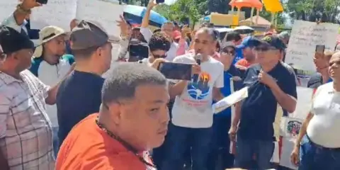 Organizaciones sociales marchan en Santiago Rodríguez contra abusos policiales y otros males les afectan  