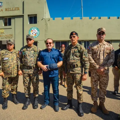 Ministro Jose Ignacio Paliza, el ministro de las fuerzas armadas esta en la frontera hoy