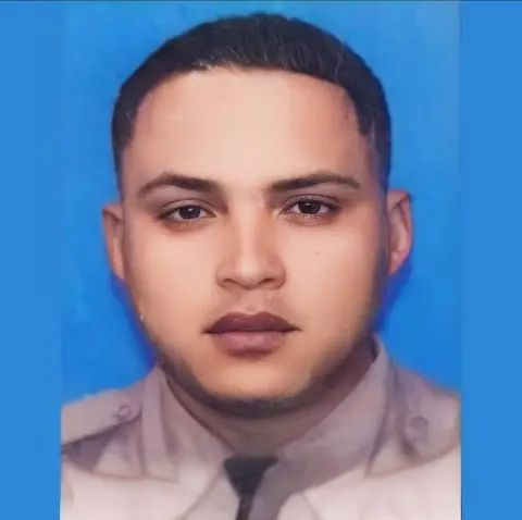 Asesinan de varios impactos de bala a miembro de la Policía Nacional