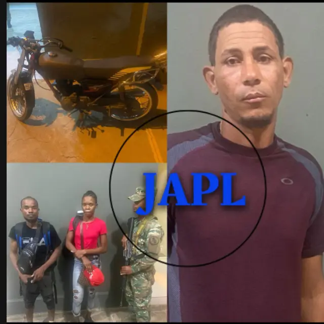 otro traficante cargando indocumentados en Dajabón