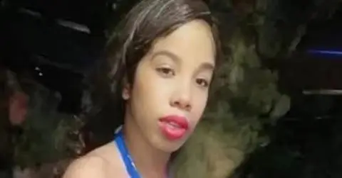 Condenan a 30 años de prisión a mujer que le pr3ndió fu3go a su pareja en Moca