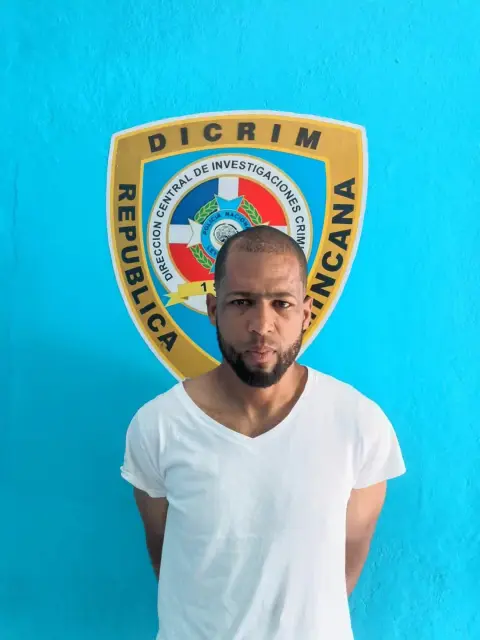 Entregan al presunto asesino de “Grano de Oro” en Puerto Plata ⚖️🔫