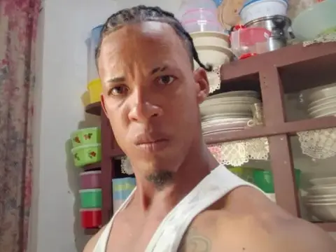 Hombre Fallece en Incidente Violento Mujer se Entrega a la Autoridades