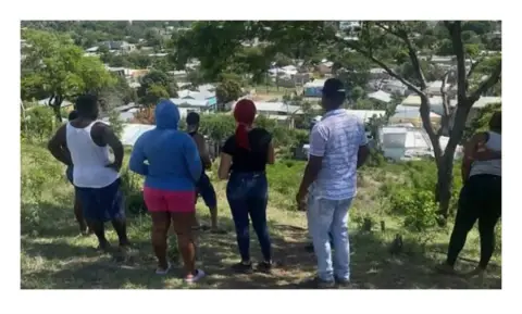 ENCUENTRAN UN JOVEN AHORC4DO