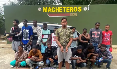 detiene a conductor con 16 haitianos indocumentados