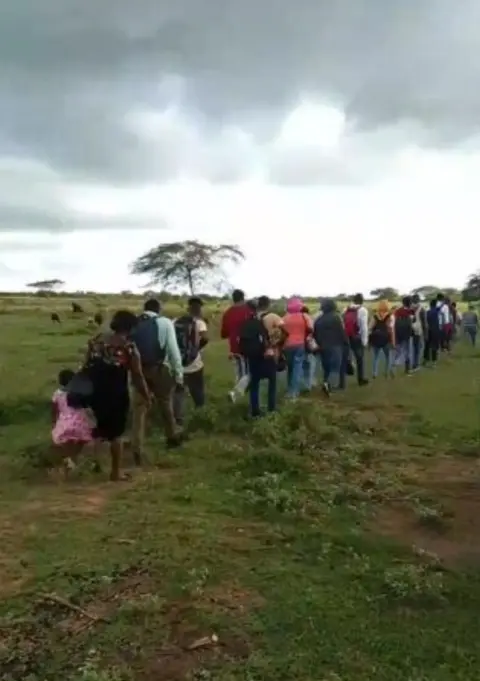 ERD intercepta 19 indocumentados que intentaban ingresar por la zona del río Masacre