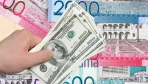 El dólar alcanzaría los RD$70.99 pesos por 1 en 2028